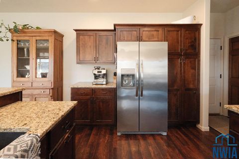 Tiny photo for 1839 5th Ave SE Ave, Sioux Center, IA 51250 (MLS # 830976)