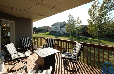 Tiny photo for 1839 5th Ave SE Ave, Sioux Center, IA 51250 (MLS # 830976)