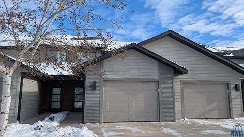 Photo of 720 12th St NE St #10, Sioux Center, IA 51250 (MLS # 831131)