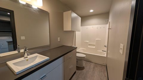 Tiny photo for 720 12th St NE St #10, Sioux Center, IA 51250 (MLS # 831131)