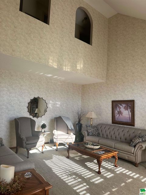 Tiny photo for 1411 Rainbow Dr, Sheldon, IA 51201 (MLS # 823640)