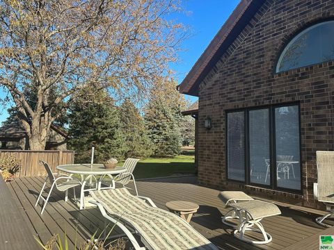 Tiny photo for 1411 Rainbow Dr, Sheldon, IA 51201 (MLS # 823640)