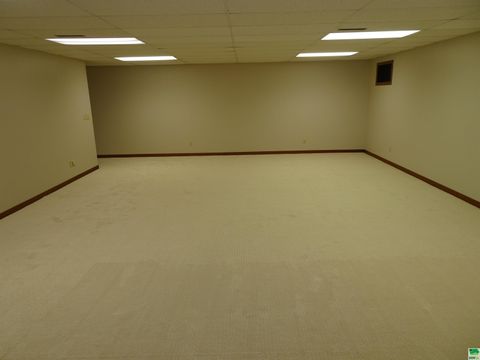 Tiny photo for 1411 Rainbow Dr, Sheldon, IA 51201 (MLS # 823640)