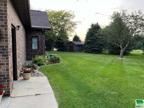 Tiny photo for 1411 Rainbow Dr, Sheldon, IA 51201 (MLS # 823640)