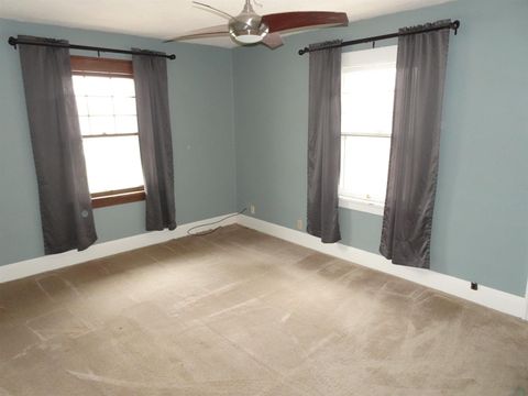 Tiny photo for 1121 10th Street, Sheldon, IA 51201 (MLS # 831351)