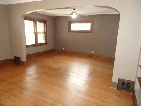 Tiny photo for 1121 10th Street, Sheldon, IA 51201 (MLS # 831351)