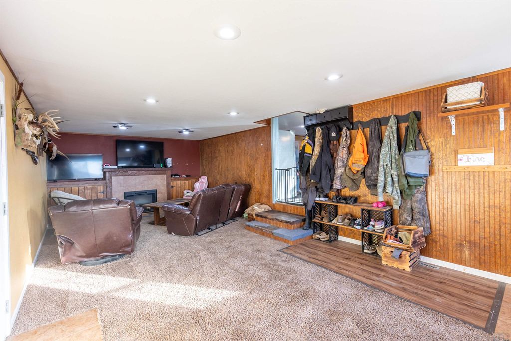 Photo of 3877 Lily Ave, Hospers, IA 51238 (MLS # 831352)