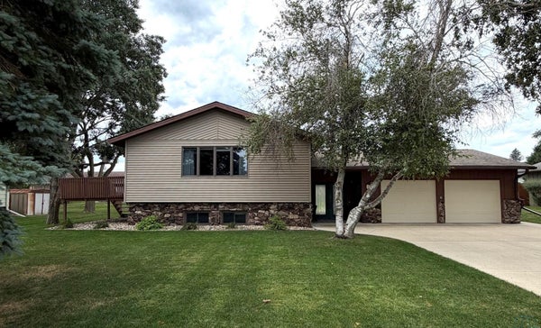 1630 N 2ND ST, SHELDON, IA 51201 - Image 39a23dfefa63faa4ac0bd7fed6d02a3d/3189323233