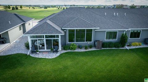 Tiny photo for 2610 Ridge Rd, Sioux Center, IA 51250 (MLS # 829723)