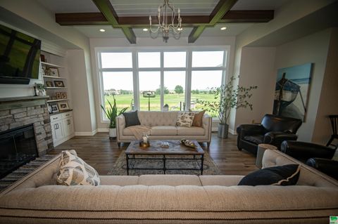 Tiny photo for 2610 Ridge Rd, Sioux Center, IA 51250 (MLS # 829723)