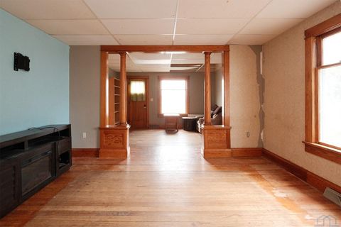 Tiny photo for 611 E 10th St, Alton, IA 51003 (MLS # 832441)