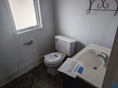 Tiny photo for 823 8th, Sheldon, IA 51201 (MLS # 830806)