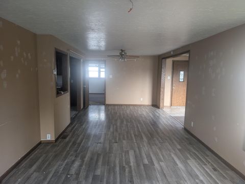 Tiny photo for 823 8th, Sheldon, IA 51201 (MLS # 830806)