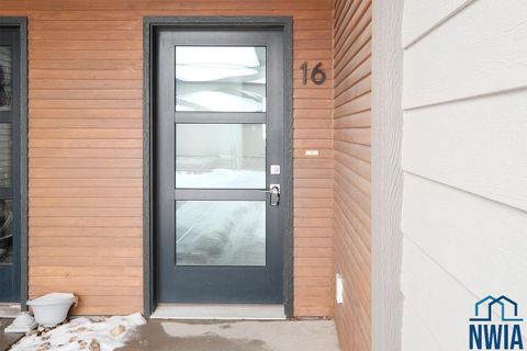 Tiny photo for 1286 7th Ave NE, Unit #16, Sioux Center, IA 51250 (MLS # 831204)
