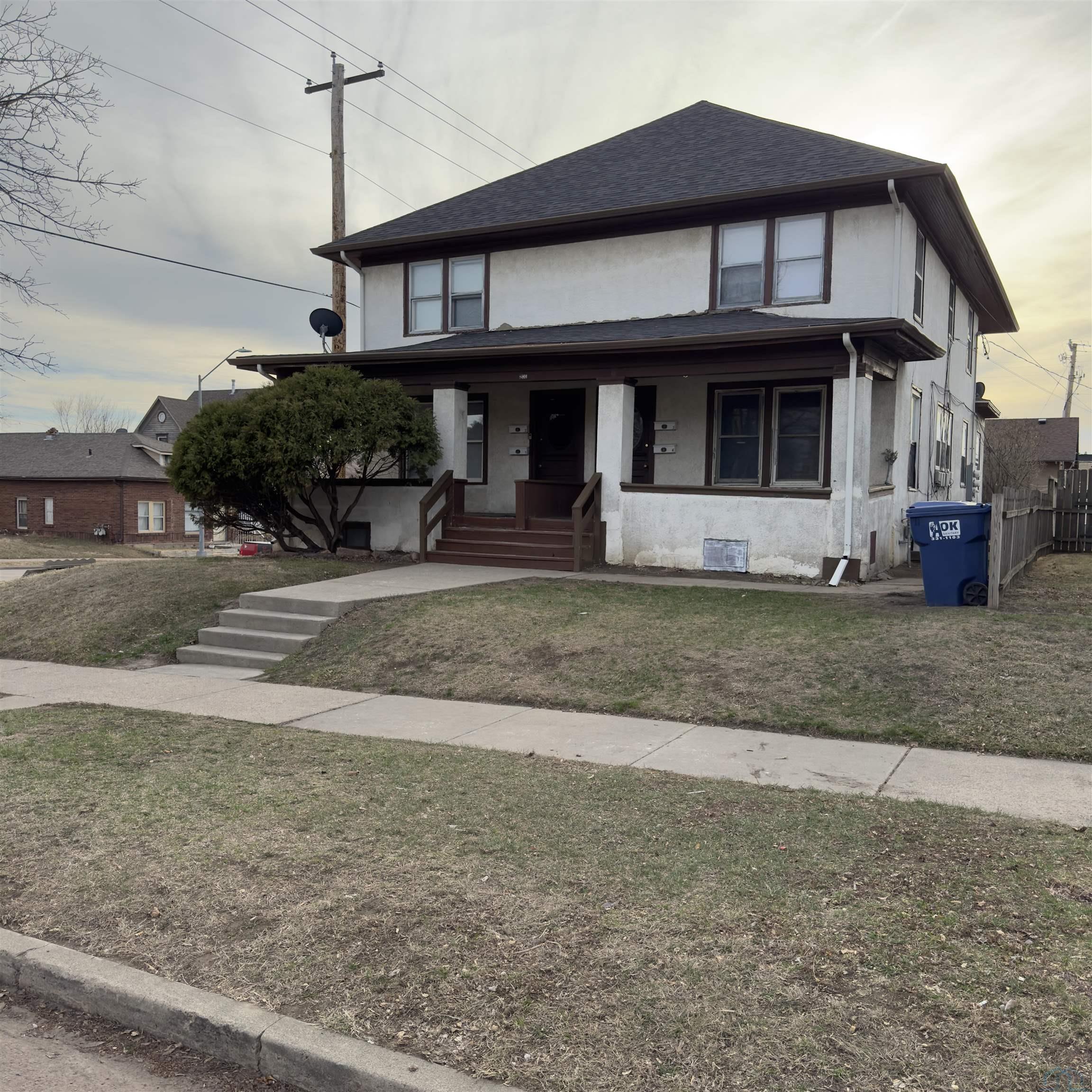 Photo 1 of 15 — 201 N French Ave, Sioux Falls, SD 57103