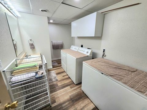 Tiny photo for 473 14th St. SE St, Sioux Center, IA 51250 (MLS # 832062)