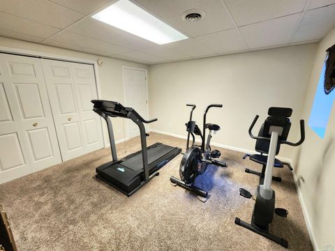 Tiny photo for 473 14th St. SE St, Sioux Center, IA 51250 (MLS # 832062)