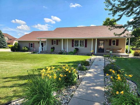 Tiny photo for 473 14th St. SE St, Sioux Center, IA 51250 (MLS # 832062)
