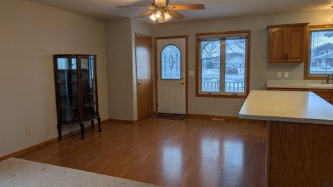 Tiny photo for 1467 7th Ave SE Ave, Sioux Center, IA 51250 (MLS # 832146)