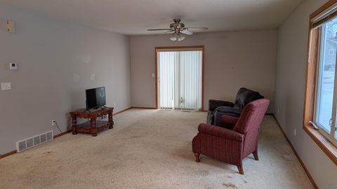 Tiny photo for 1467 7th Ave SE Ave, Sioux Center, IA 51250 (MLS # 832146)
