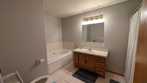 Tiny photo for 1467 7th Ave SE Ave, Sioux Center, IA 51250 (MLS # 832146)