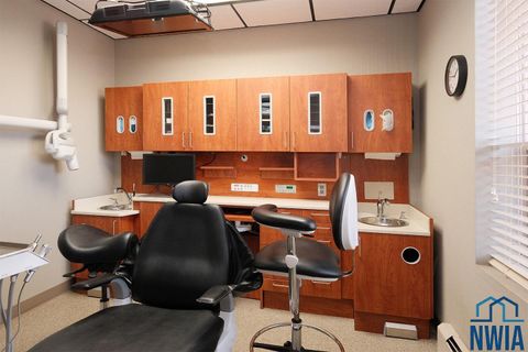 Tiny photo for 132 N Main Ave, Sioux Center, IA 51250 (MLS # 830790)