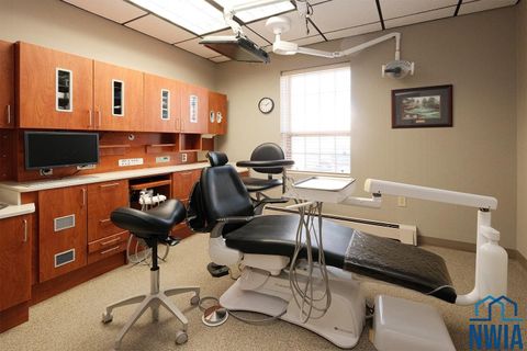 Tiny photo for 132 N Main Ave, Sioux Center, IA 51250 (MLS # 830790)