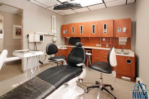 Tiny photo for 132 N Main Ave, Sioux Center, IA 51250 (MLS # 830790)