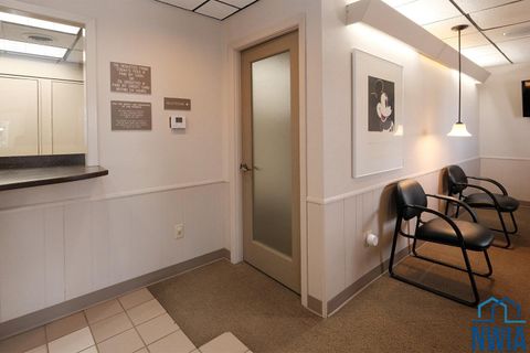 Tiny photo for 132 N Main Ave, Sioux Center, IA 51250 (MLS # 830790)