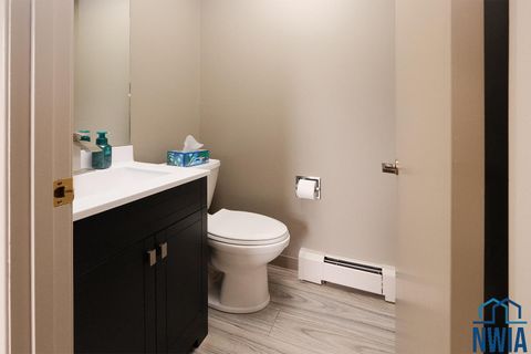 Tiny photo for 132 N Main Ave, Sioux Center, IA 51250 (MLS # 830790)