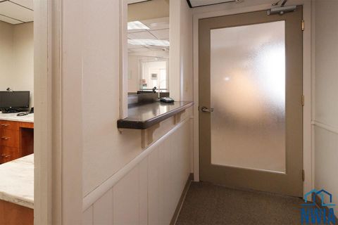 Tiny photo for 132 N Main Ave, Sioux Center, IA 51250 (MLS # 830790)