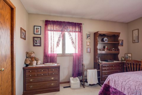 Tiny photo for 304 Frankfort Ave SE Ave, Orange City, IA 51041 (MLS # 832237)