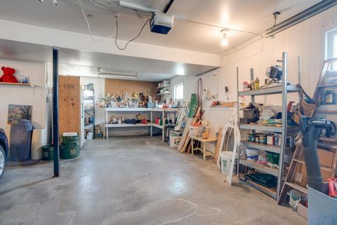 Tiny photo for 304 Frankfort Ave SE Ave, Orange City, IA 51041 (MLS # 832237)