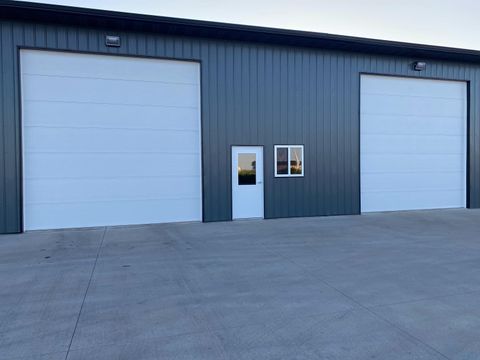 Tiny photo for 616 17th St SE Unit #13, Orange City, IA 51041 (MLS # 831886)