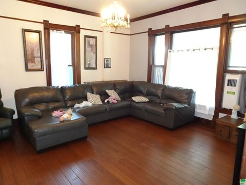 Tiny photo for 711 7th Street, Sheldon, IA 51201 (MLS # 829326)