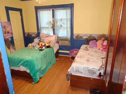 Tiny photo for 711 7th Street, Sheldon, IA 51201 (MLS # 829326)