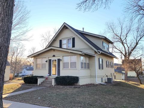 Photo of 105 2nd Ave NE Ave, Sioux Center, IA 51250 (MLS # 831530)