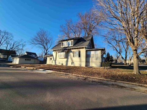 Tiny photo for 105 2nd Ave NE Ave, Sioux Center, IA 51250 (MLS # 831530)