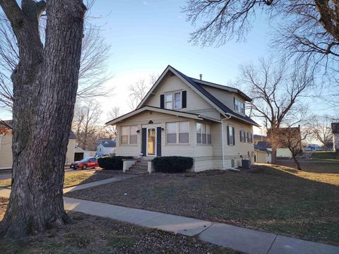 Tiny photo for 105 2nd Ave NE Ave, Sioux Center, IA 51250 (MLS # 831530)