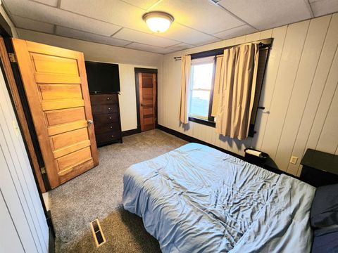 Tiny photo for 105 2nd Ave NE Ave, Sioux Center, IA 51250 (MLS # 831530)