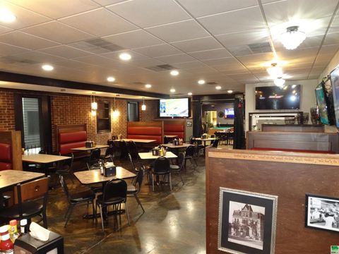 Tiny photo for 1113 S 2nd Avenue, Sheldon, IA 51201 (MLS # 828747)