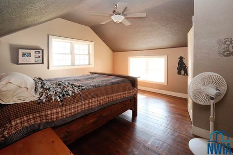 Tiny photo for 3052 380th Street, Sioux Center, IA 51250 (MLS # 830716)