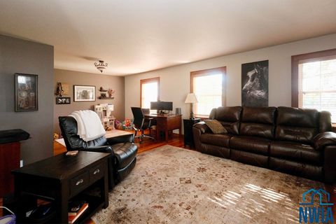 Tiny photo for 3052 380th Street, Sioux Center, IA 51250 (MLS # 830716)