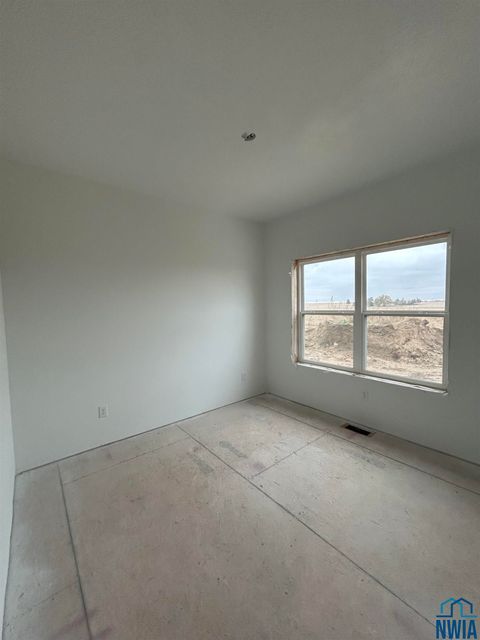 Tiny photo for 710 17th St SE, Orange City, IA 51041 (MLS # 828498)