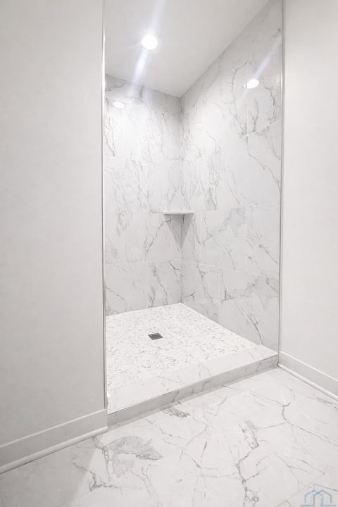 Tiny photo for 710 17th St SE, Orange City, IA 51041 (MLS # 828498)