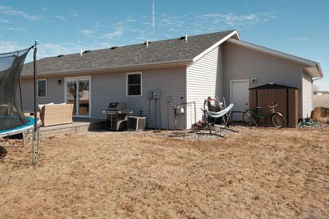 Tiny photo for 1303 11th Avenue NE Ave, Sioux Center, IA 51250 (MLS # 831970)