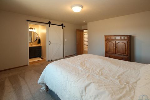 Tiny photo for 1303 11th Avenue NE Ave, Sioux Center, IA 51250 (MLS # 831970)