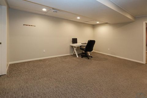 Tiny photo for 1303 11th Avenue NE Ave, Sioux Center, IA 51250 (MLS # 831970)