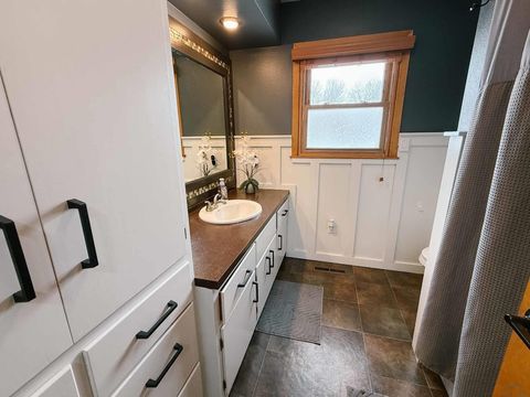 Tiny photo for 509 Iowa Ave SW Ave, Orange City, IA 51041 (MLS # 832265)