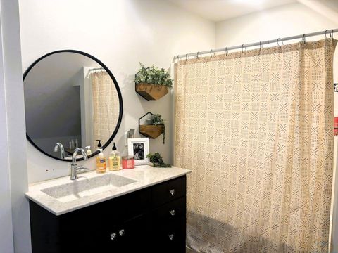 Tiny photo for 113 Boston Ave SE Ave, Orange City, IA 51041 (MLS # 831665)